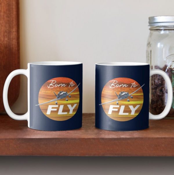 Born to Fly – Pilot Coffee Mug, dark blue.